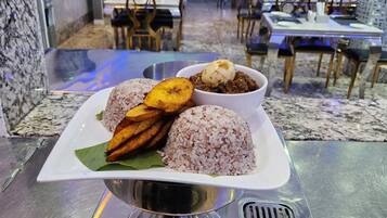 Termasuk sarapan Eropah setiap hari