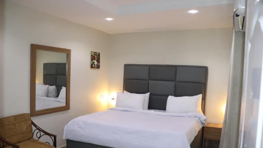 Tangerin Terracotta House and Apartment