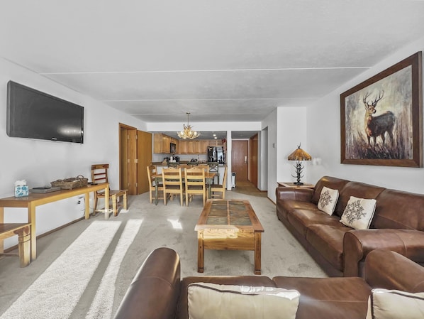 Apartamento, 2 habitaciones | Zona de estar