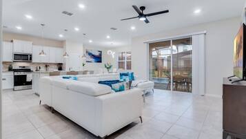 Villa, 5 Bedrooms | Living area | Smart TV