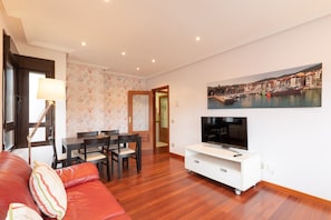 TV - Laboa - baskeyrentals (Lekeitio)