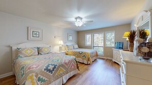 2 bedrooms, iron/ironing board, free WiFi, bed sheets - Large Two Bedroom Villa with Easy Access to Several Amenities! (Hilton Head)