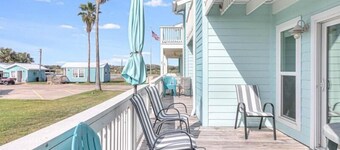 Kontiki Condo! Pool, Pier, Boat Slips, Boat Launch, BBQ, Tennis, Pickle Ball!
