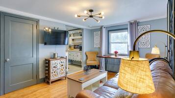 Apartment (1 Bedroom) | Interior