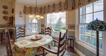 Immaculate Boone Villa w/ Entertainment Lounge!