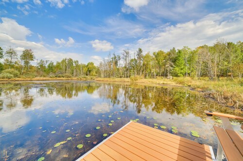Lakefront Stephenson Retreat: Lake Access & Kayaks