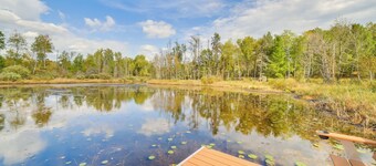 Lakefront Stephenson Retreat: Lake Access & Kayaks