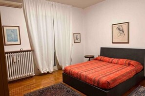 3 bedrooms, WiFi, bed sheets - A Casa di Gianni (Gallarate)