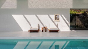 屋内プール、温水プール