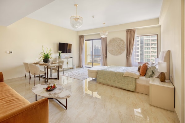 Premium bedding, minibar, in-room safe, soundproofing - Happy ACADEMIA JBR (Dubai)