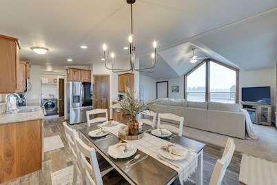 Beautiful Tetonia Escape w/ Porch & Teton Views