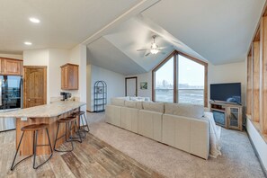 House (3 Bedrooms) | Interior - Beautiful Tetonia Escape w/ Porch & Teton Views (Tetonia)