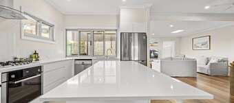 Sunnyside -15B Baldwin St SWR