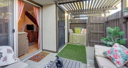 Lovely Concord Townhome Retreat w/ Community Pool!