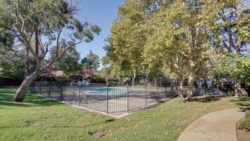 Apartment (2 Bedrooms) | Bahagian dalam