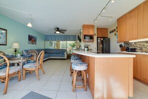 Apartment (2 Bedrooms) | Private kitchen