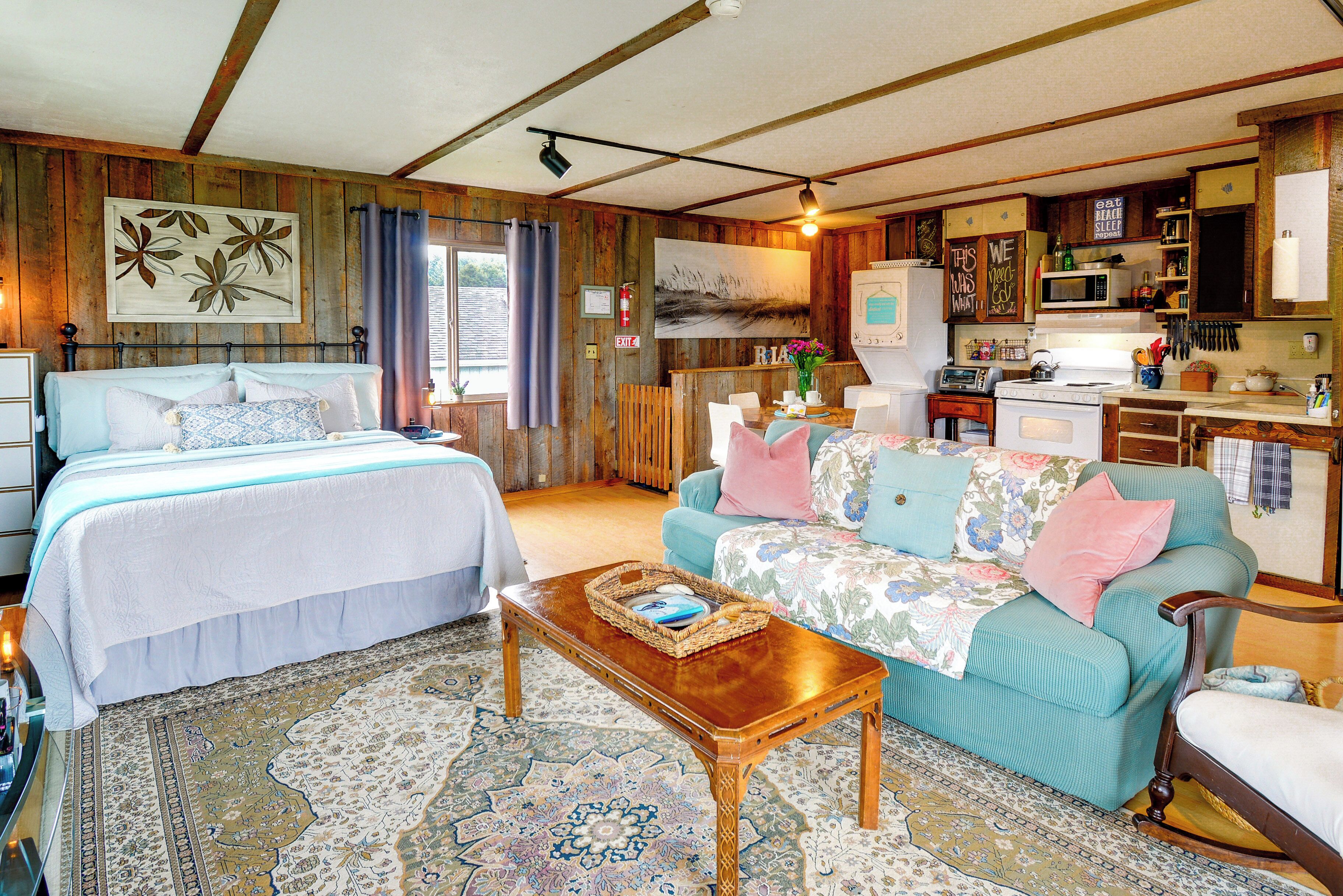 المنشأة من الداخل