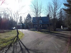 Property grounds - 6 bedroom 2 bath country retreat
 (New Brunswick)