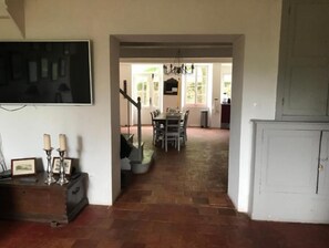 Interior - La Maison Vigneronne (Val-de-Dagne)