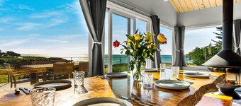 BodegaBayBeachHome--CoastalFamilyRetreat! Astonishing Views! PoolTableLounge!
