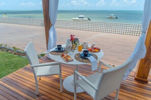 Desayuno completo incluido todos los días 