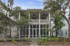 Exterior - WaterColor Lake District! 4 Adult Bikes! (Santa Rosa Beach)