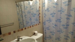 Family Room | Bathroom - SQ Hotel del Inca (Cusco)