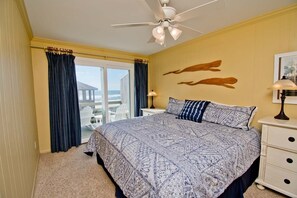 4 bedrooms, WiFi - Beach Dreams West, Oceanfront Duplex in Emerald Isle, NC! (Emerald Isle)