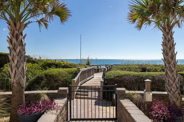 Property grounds - Beachwalk 202, Oceanfront Condo in Pine Knoll Shores, NC! (Pine Knoll Shores)