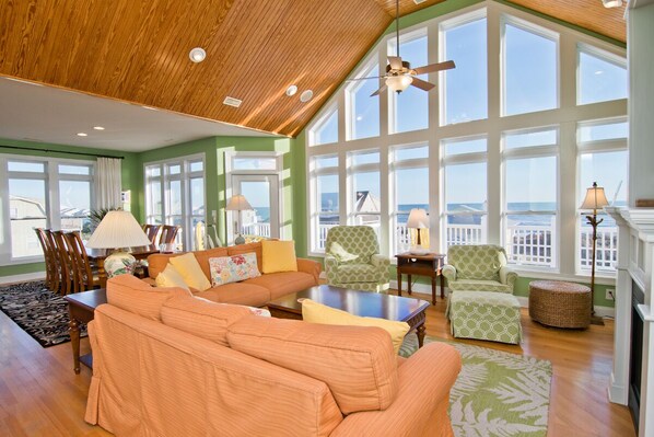 TV, fireplace, DVD player, stereo - Bermuda House, Almost Oceanfront House in Emerald Isle, NC! (Emerald Isle)