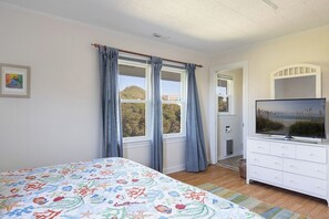 4 habitaciones, tabla de planchar con plancha y wifi