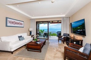 TV, offices - Oceanview Haven | Peaceful Pool & Comfort (Playa Ocotal)