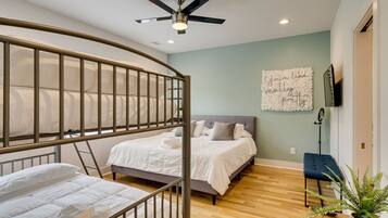 3 bedrooms, iron/ironing board, free WiFi, bed sheets