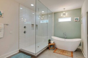 Douche, séchoir à cheveux