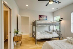 3 soverom, strykejern/-brett, wi-fi (inkludert) og sengetøy