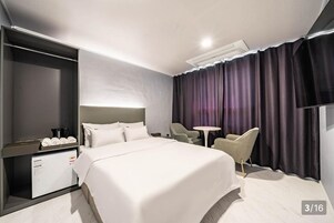 Superior Room | 1 bedroom, laptop workspace, free WiFi