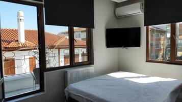 1 bedroom, premium bedding, Select Comfort beds, minibar