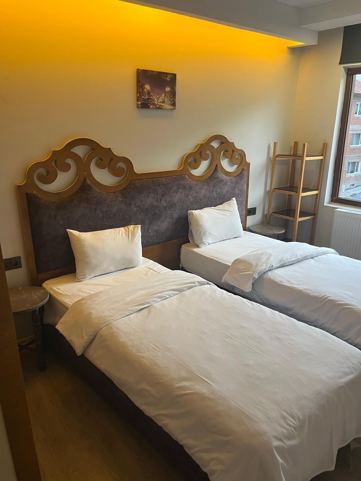 スタンダード ツインルーム | 高級寝具、セレクト コンフォート製ベッド、ミニバー、セーフティボックス (室内)