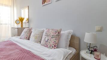 4 Schlafzimmer, Bügeleisen/Bügelbrett, WLAN, Bettwäsche