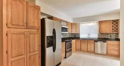 The Cul-de-Sac Retreat