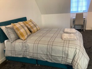 4 soveværelser, strygejern/strygebræt, Wi-Fi, sengetøj