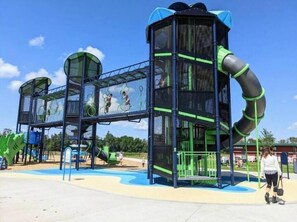 Children’s area - Beach House Resort

 (Sylvan Lake)