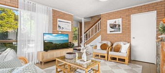 Samos by Experience Jervis Bay