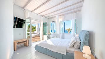 Premium-huvila, yksityinen uima-allas, merinäköala | Tallelokero huoneessa, yksilöllisesti sisustettu