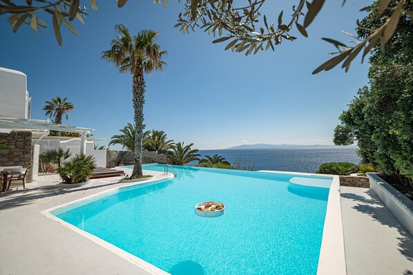 Luxury Villa, Private Pool, Sea View