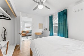 1 habitación, escritorio, wifi gratis y ropa de cama 