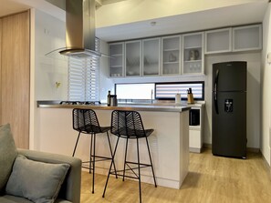 公寓, 2 間臥室 | 私人廚房 | 電冰箱、微波爐、攪拌器、鍋具/餐盤/廚房用品