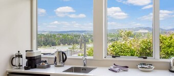 Serene Breeze Escape with estuary view