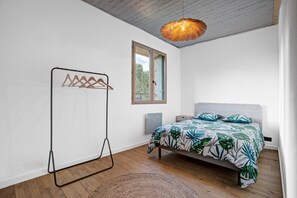 2 bedrooms, iron/ironing board, free WiFi, bed sheets - Duplex Les Trois Ponts - Vue sur le Pont du Diable (Céret)