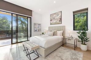 Luxury House, Multiple Beds, Pool Access, Pool View (Melvin Modern) | 6 bedrooms, individually decorated, individually furnished, desk